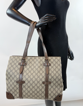 GUCCI GG SUPREME BOXY TRUNK TOTE (MEDIUM)