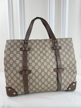 GUCCI GG SUPREME BOXY TRUNK TOTE (MEDIUM)