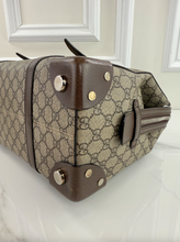 GUCCI GG SUPREME BOXY TRUNK TOTE (MEDIUM)