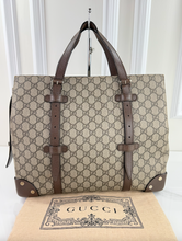 GUCCI GG SUPREME BOXY TRUNK TOTE (MEDIUM)