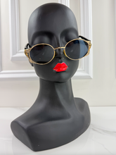 VERSACE SUNGLASSES VINTAGE GIANNI MEDUSA S65