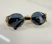 VERSACE SUNGLASSES VINTAGE GIANNI MEDUSA S65
