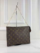 LOUIS VUITTON TOILETRY POUCH 26 + CHAIN