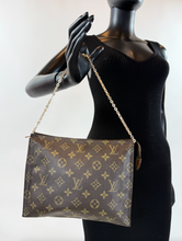 LOUIS VUITTON TOILETRY POUCH 26 + CHAIN