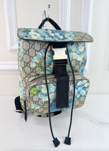 GUCCI GG BLOOMS BUCKLE BACKPACK