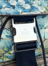 GUCCI GG BLOOMS BUCKLE BACKPACK