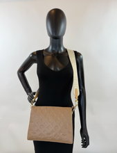 LOUIS VUITTON COUSSIN BAG PM LAMBSKIN TAUPE