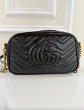 GUCCI MARMONT GG SMALL CHAIN CROSSBODY