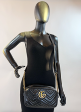 GUCCI MARMONT GG SMALL CHAIN CROSSBODY