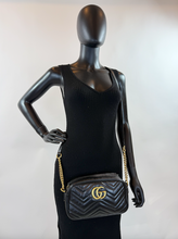 GUCCI MARMONT GG SMALL CHAIN CROSSBODY