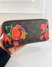 LOUIS VUITTON WALLET ZIPPY ROSES LIMITED EDITION
