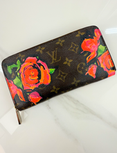 LOUIS VUITTON WALLET ZIPPY ROSES LIMITED EDITION