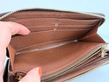 LOUIS VUITTON WALLET ZIPPY ROSES LIMITED EDITION