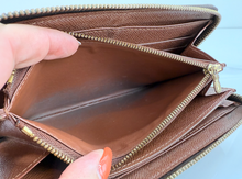 LOUIS VUITTON WALLET ZIPPY ROSES LIMITED EDITION