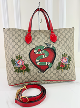 GUCCI CONVERTIBLE SOFT LARGE TOTE EMBROIDERED SNAKE GG CANVAS LIMITED EDITION