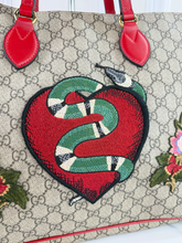 GUCCI CONVERTIBLE SOFT LARGE TOTE EMBROIDERED SNAKE GG CANVAS LIMITED EDITION