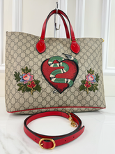 GUCCI CONVERTIBLE SOFT LARGE TOTE EMBROIDERED SNAKE GG CANVAS LIMITED EDITION