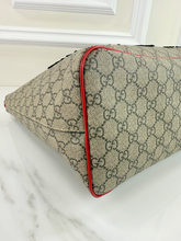 GUCCI CONVERTIBLE SOFT LARGE TOTE EMBROIDERED SNAKE GG CANVAS LIMITED EDITION