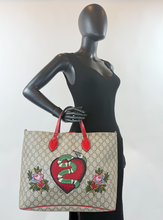 GUCCI CONVERTIBLE SOFT LARGE TOTE EMBROIDERED SNAKE GG CANVAS LIMITED EDITION