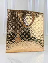 LOUIS VUITTON MIRROR SAC PLAT IN GOLD COLLECTORS ITEM