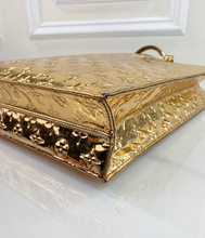 LOUIS VUITTON MIRROR SAC PLAT IN GOLD COLLECTORS ITEM