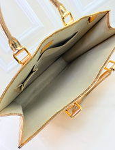 LOUIS VUITTON MIRROR SAC PLAT IN GOLD COLLECTORS ITEM