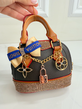 LV PURSE ORNAMENT XL ALMA