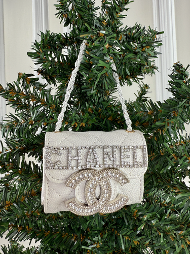 CC SNAP PURSE ORNAMENT + EARRINGS (WHITE)