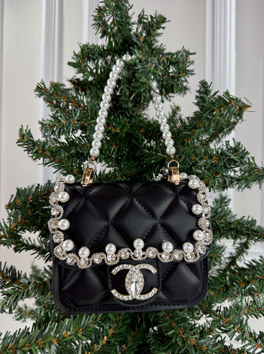 CC FLAP PURSE ORNAMENT XL + EARRINGS (BLACK)
