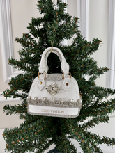 LV PURSE ORNAMENT XL ALMA