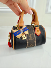 LV PURSE ORNAMENT XL SPEEDY