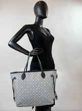 LOUIS VUITTON NEVERFULL MM MINI LIN DENIM BLUE