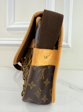 LOUIS VUITTON CONGO PM MESSENGER