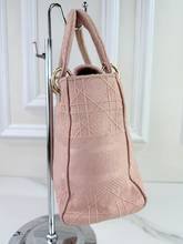 DIOR LADY CANNAGE D-LITE PINK EMBROIDERED BAG