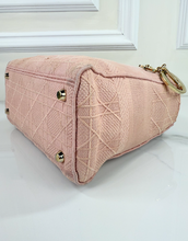 DIOR LADY CANNAGE D-LITE PINK EMBROIDERED BAG