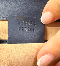 GUCCI PADLOCK TOP HANDLE GG SUPREME MEDIUM