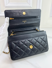 CHANEL WOC CALSSIC QUILTED LAMBSKIN BLACK (NEW MODEL)