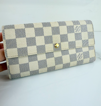 LOUIS VUITTON WALLET SARAH AZUR WOC