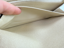 LOUIS VUITTON WALLET SARAH AZUR WOC