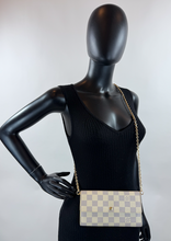 LOUIS VUITTON WALLET SARAH AZUR WOC