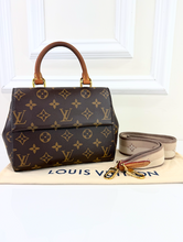 LOUIS VUITTON CLUNY MINI (NEW MODEL)
