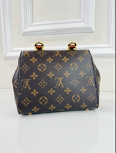 LOUIS VUITTON CLUNY MINI (NEW MODEL)