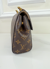 LOUIS VUITTON CLUNY MINI (NEW MODEL)