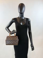 LOUIS VUITTON CLUNY MINI (NEW MODEL)