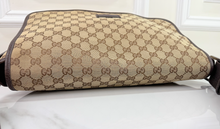 GUCCI GG CANVAS FLAP MESSENGER BAG