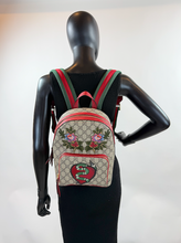 GUCCI GG KINGSNAKE HEART BACKPACK