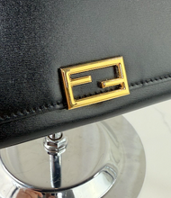 FENDI VITELLO PALMELLATO CONTINENTAL WALLET ON CHAIN