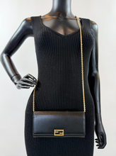 FENDI VITELLO PALMELLATO CONTINENTAL WALLET ON CHAIN