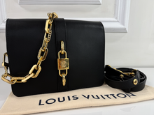 LOUIS VUITTON RENDEZ-VOUS BAG