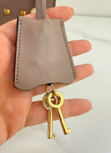 GUCCI SMALL PEARL PADLOCK BAG
